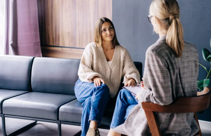 Psikologlar Neden Tanıdıklara Terapi Yapamazlar?